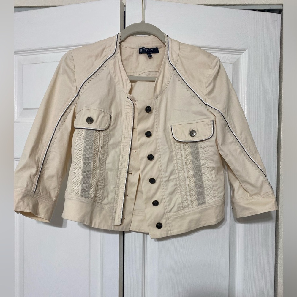Tricot  Chic Cream jacket size 8
